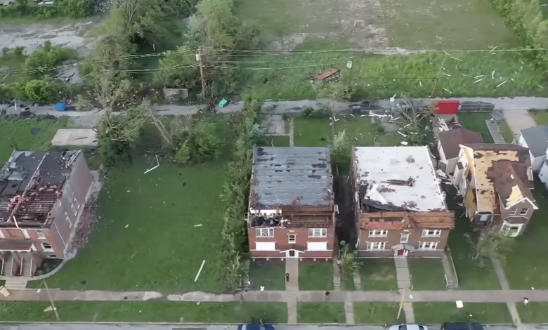 Imagenes de la destrucción tras el paso de un tornado en St. Louis el 16 de Mayo, 2025